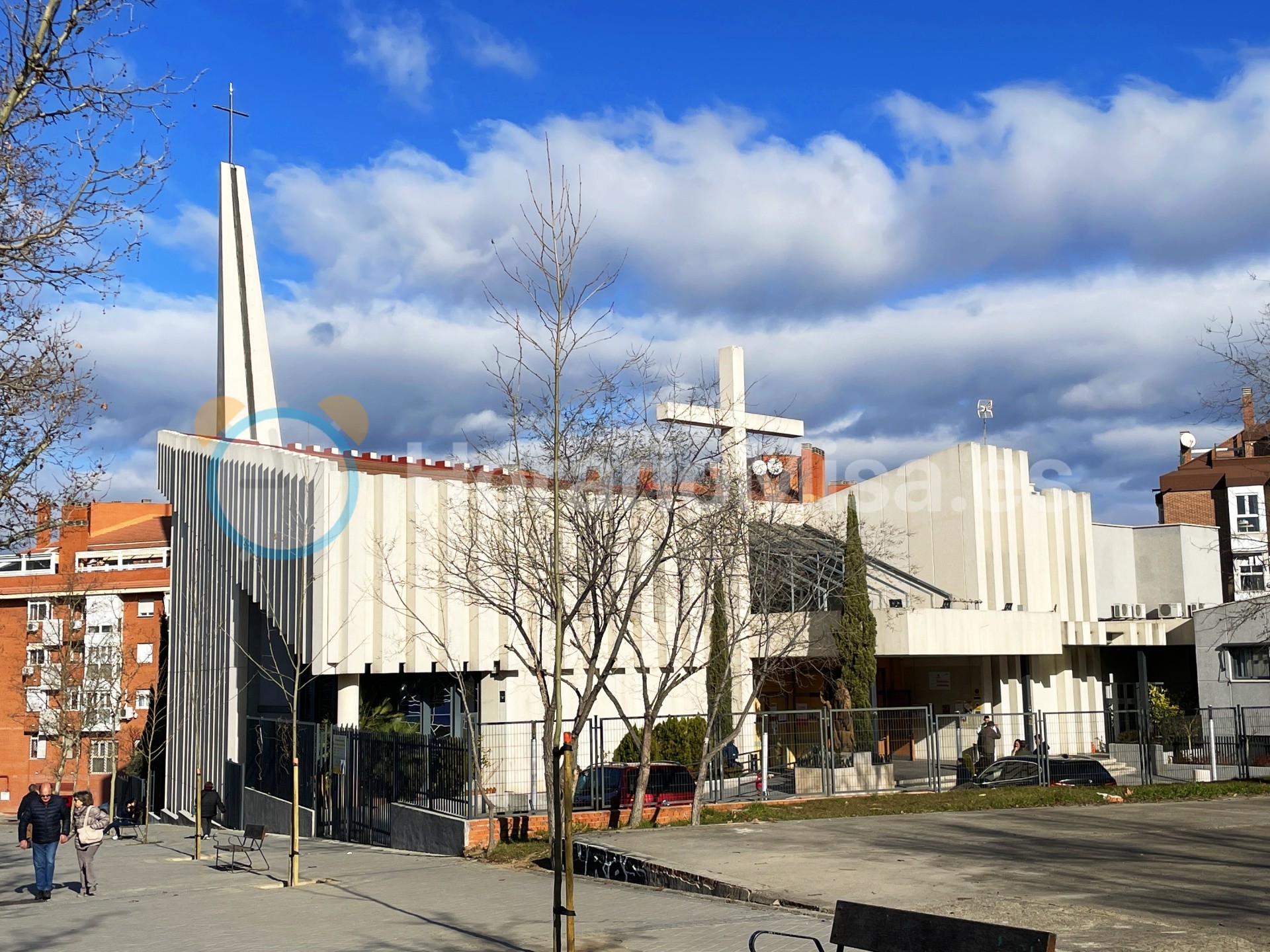 Horarios de Misas en la Parroquia de Santa Teresa Benedicta de la Cruz Madrid Mirasierra